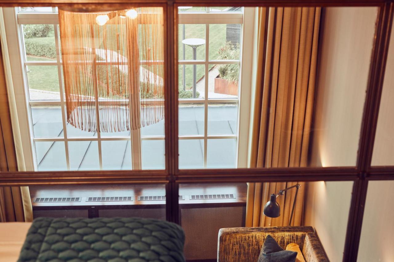 Naeaes Fabriker Hotell & Restaurang Tollered Ngoại thất bức ảnh