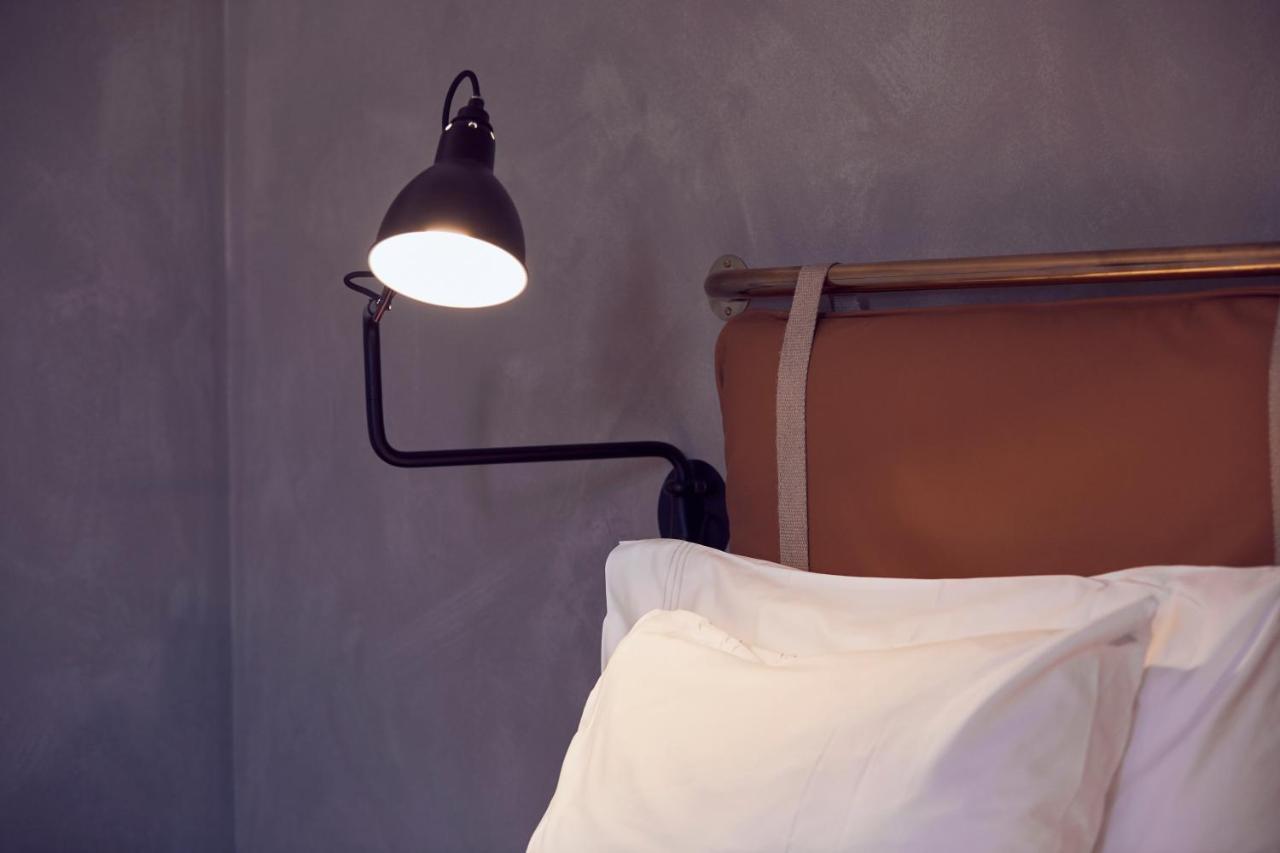 Naeaes Fabriker Hotell & Restaurang Tollered Ngoại thất bức ảnh